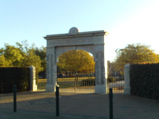 War Memorial Gates Jamestown