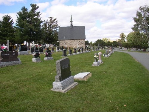 Commonwealth War Graves St. Patrice Roman Catholic Cemetery