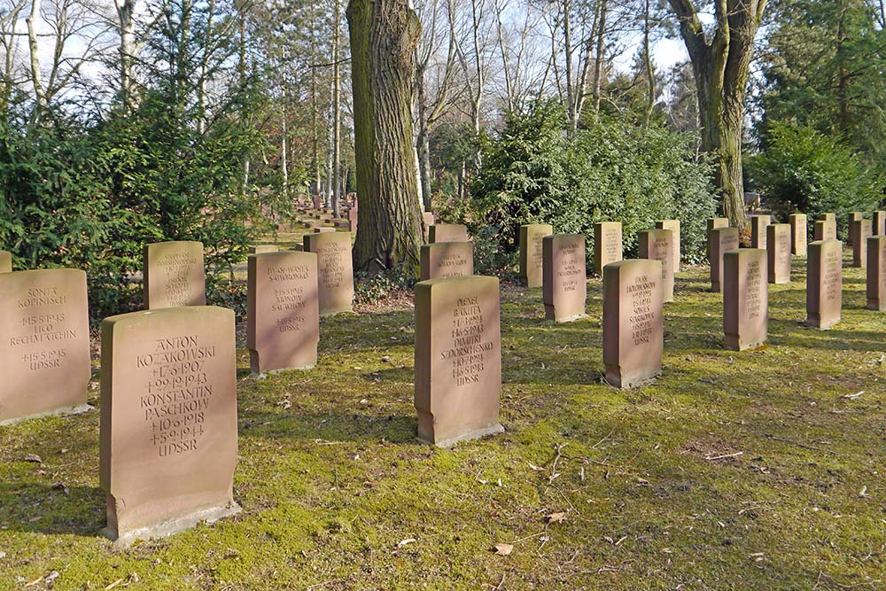 Sovjet Oorlogsgraven Hauptfriedhof Frankfurt