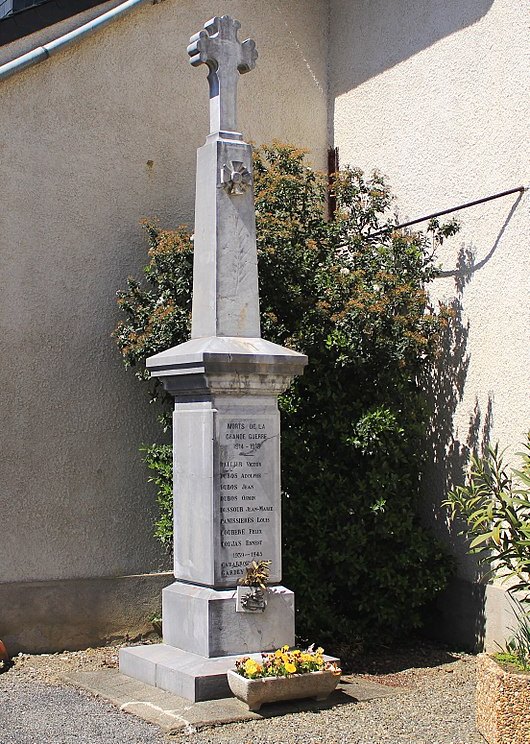 War Memorial Castra-Lou