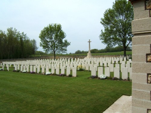 Commonwealth War Cemetery Buzancy