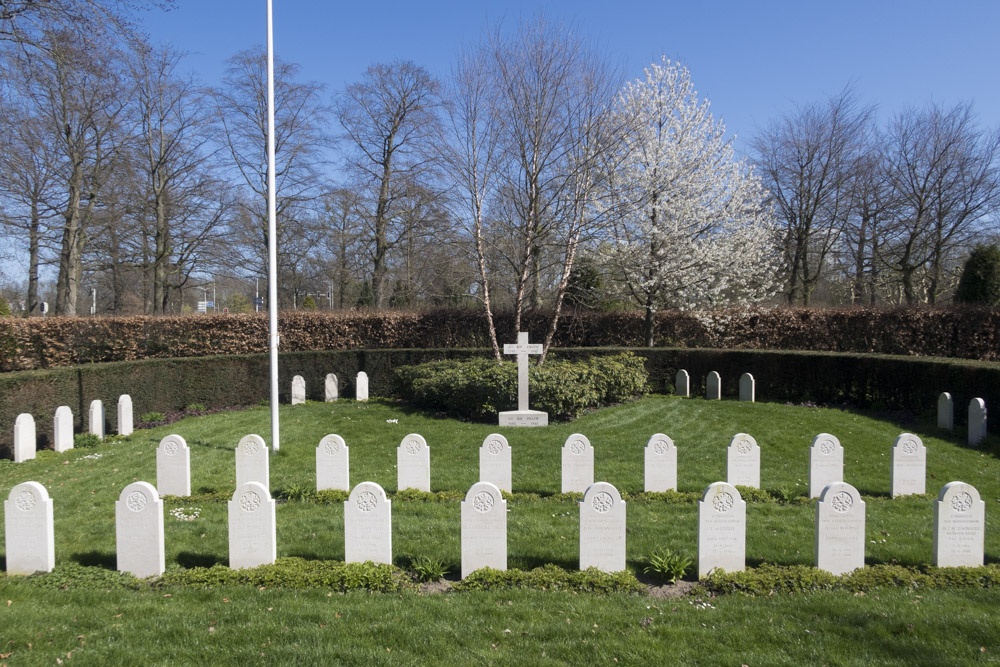 Dutch War Graves St. Barbara