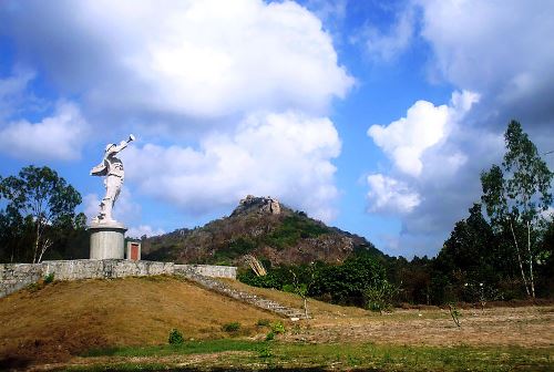 Monument Vietnam-oorlog Thoi Son