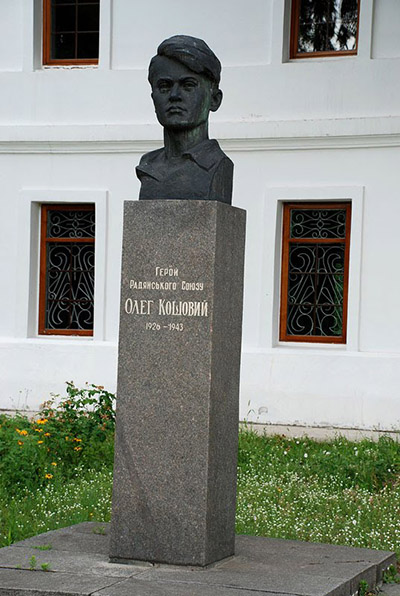 Memorial Hero of the Soviet Union Oleg Koshevoy