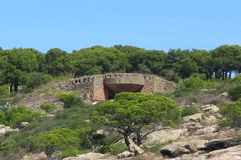 Artillery Bunker Punta Falconera