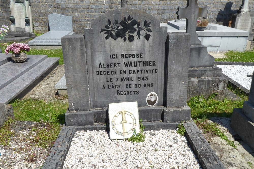 Belgian War Graves Treignes #2