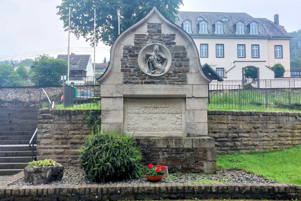 Oorlogsmonument Waldbreitbach #2