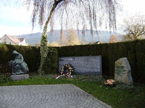 War Memorial Hrbranz