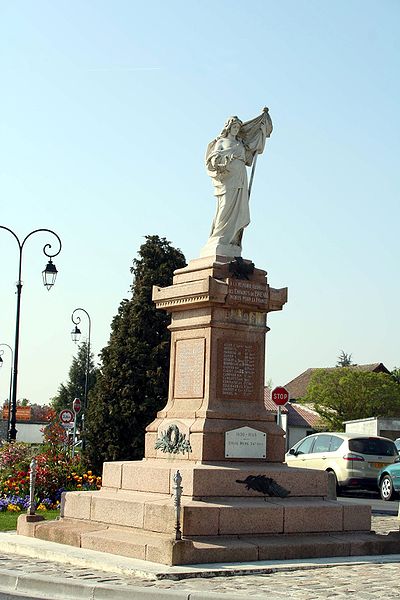 War Memorial Brval