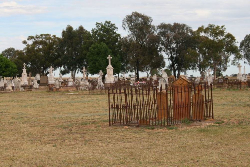 Oorlogsgraven van het Gemenebest Forbes Cemetery