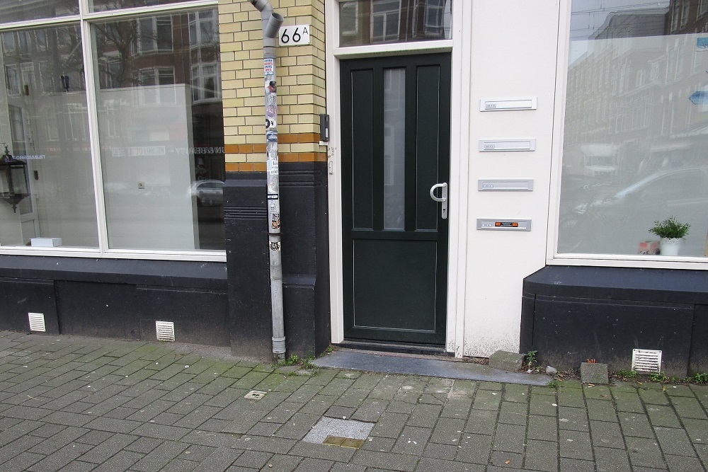 Stumbling Stones Vierambachtstraat 66a #4