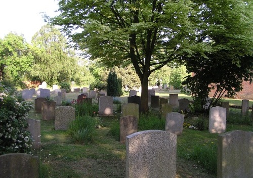 Oorlogsgraven van het Gemenebest St Martin Churchyard