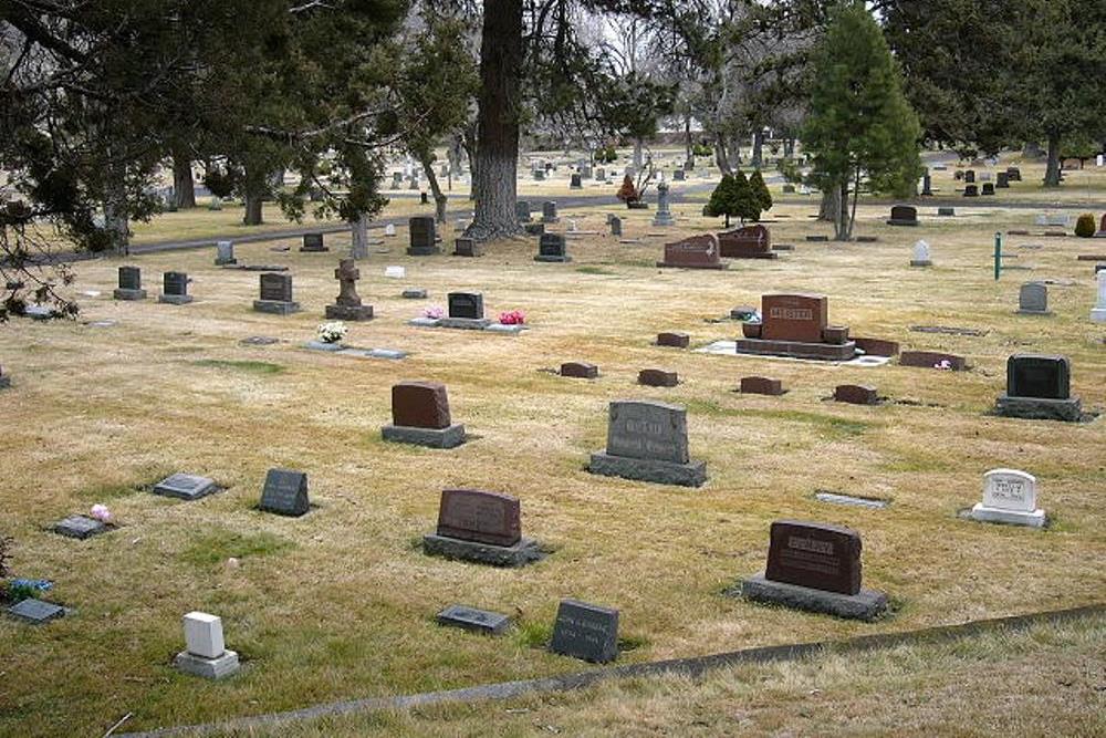 American War Grave Pilot Butte Cemetery