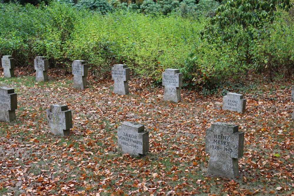 War Graves Waldfriedhof