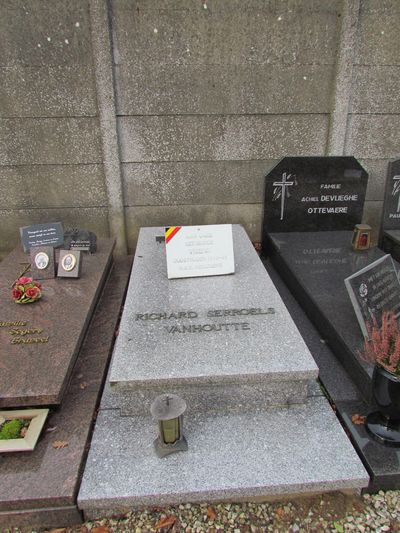 Belgian Graves Veterans Meulebeke