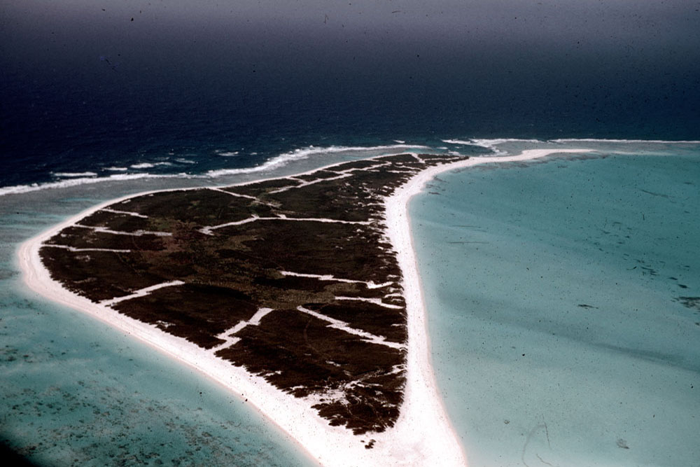Kure Airfield - Kure Atoll - TracesOfWar.com