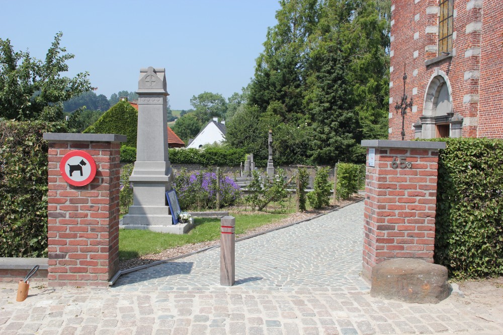 War Memorial Maarke-Kerkem