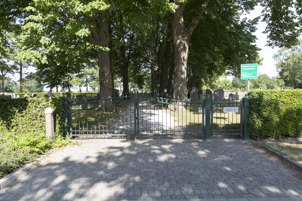 Dutch War Graves Den Ham Municipal Cemetery