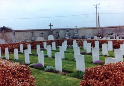 Oorlogsgraven van het Gemenebest St. Doulchard