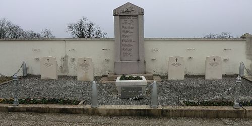 Franse Oorlogsgraven Le Mas Rillier