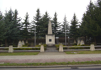 Sovjet Oorlogsbegraafplaats Schwarze Pumpe