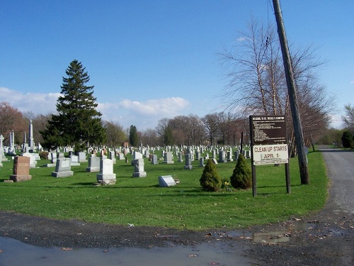Commonwealth War Grave St. Patrick's Cemetery