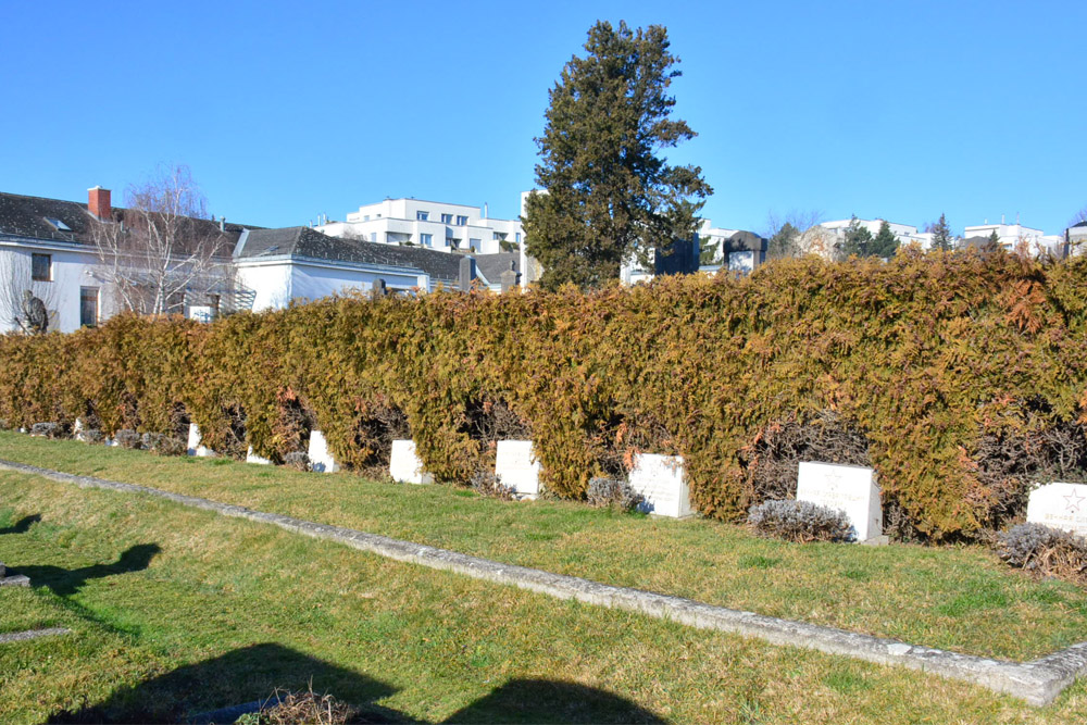 Soviet War Graves Wien-Baumgarten
