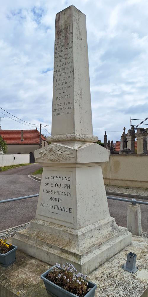 War Memorial Saint-Oulph #2