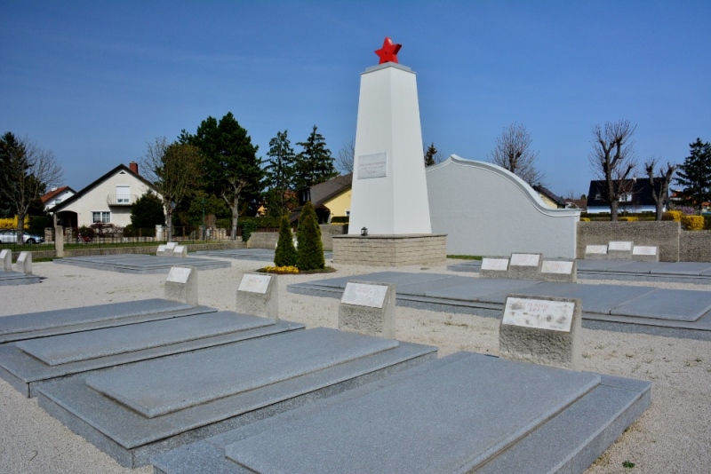Sovjet Oorlogsgraven Leobersdorf