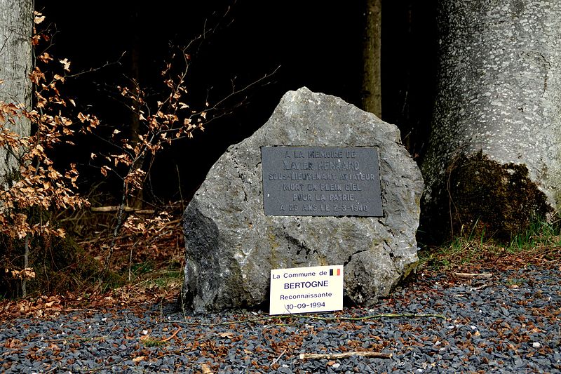 Monument Luitenant-piloot Xavier Henrard