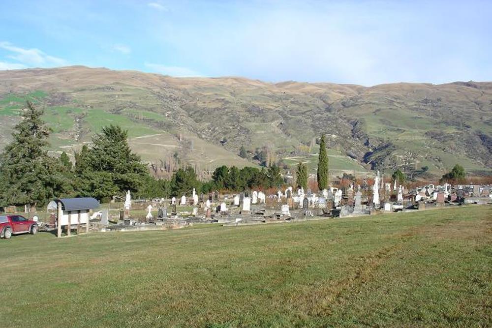Commonwealth War Graves Roxburgh Cemetery