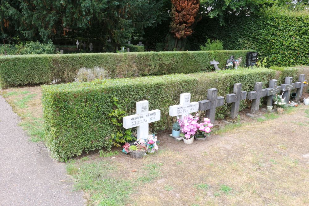 Graven Veteranen KNIL Algemene Begraafplaats Vught
