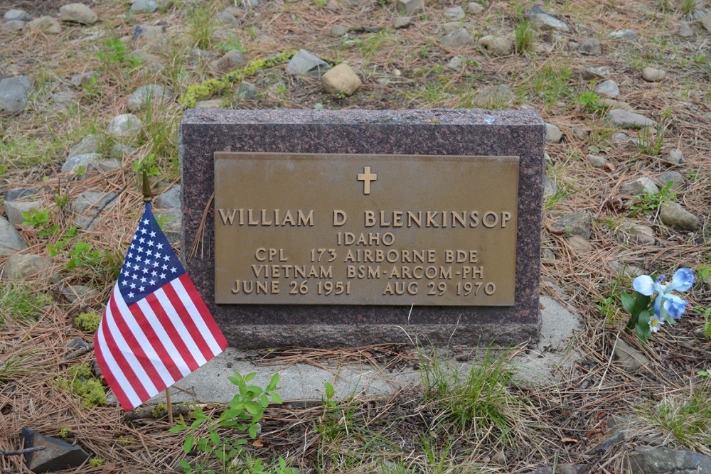 American War Graves McCall Cemetery