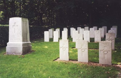Commonwealth War Graves All Saints Cemetery