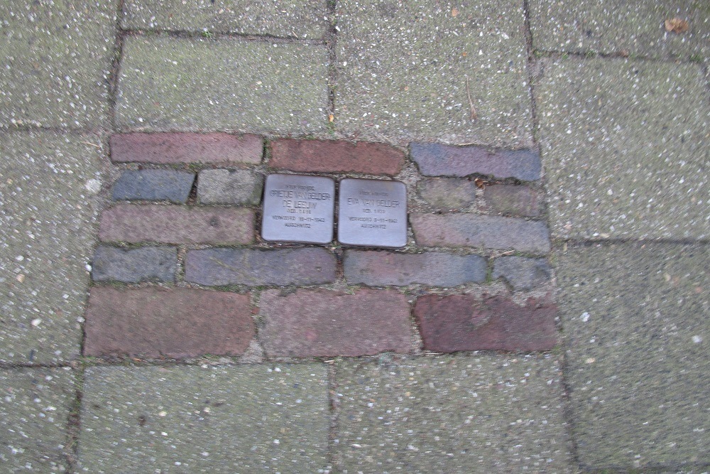 Stolpersteine Brugstraat 27 #2