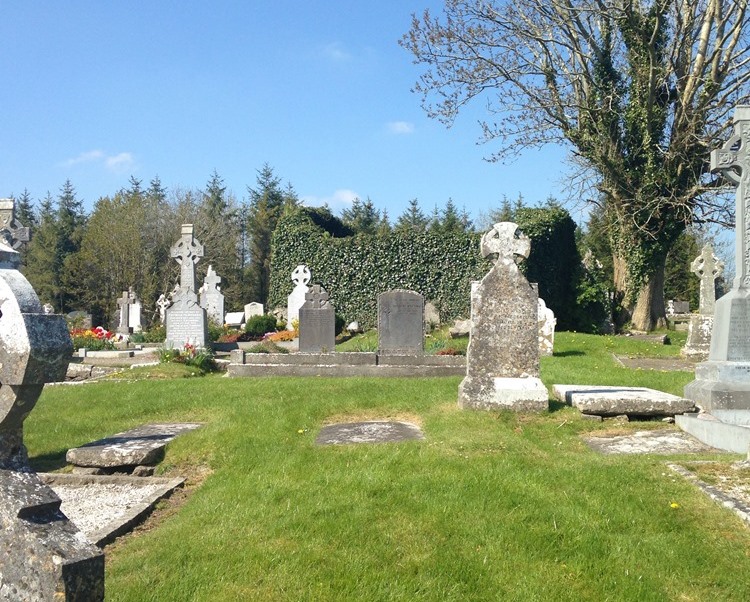 Oorlogsgraf van het Gemenebest Cloughanover Graveyard