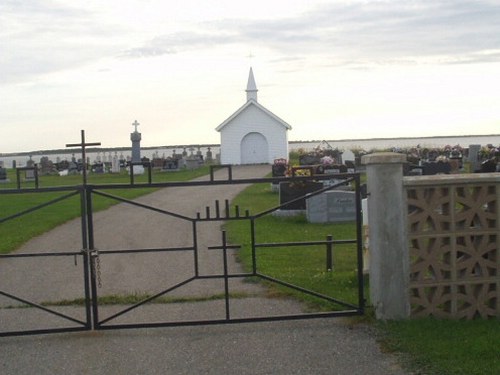 Commonwealth War Graves Lamque Cemetery