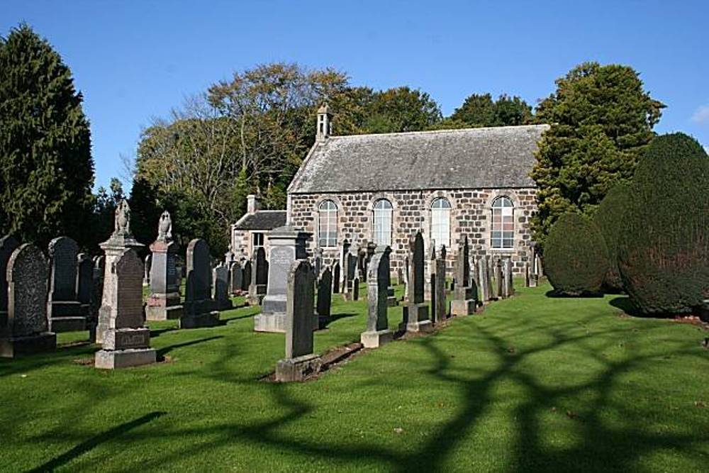 Commonwealth War Graves Rothiemay Parish Churchyard