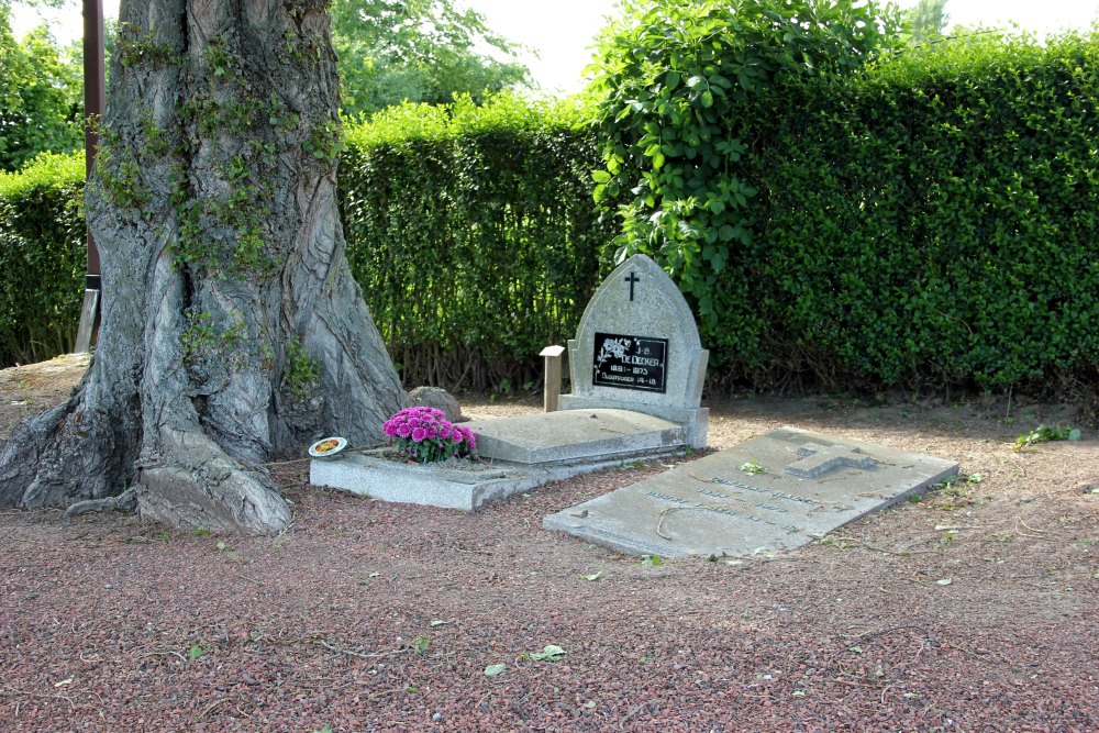 Belgian Graves Veterans Relegem