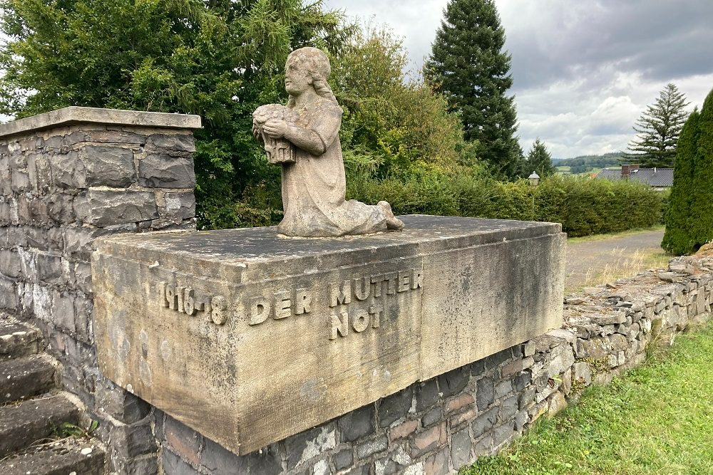 War Monument Herbstein #3