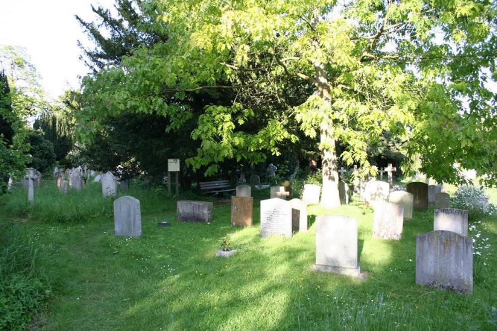 Oorlogsgraven van het Gemenebest Holywell Cemetery