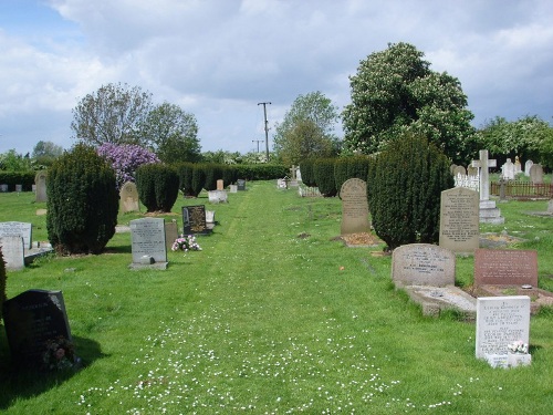 Commonwealth War Graves Welton Church Cemetery