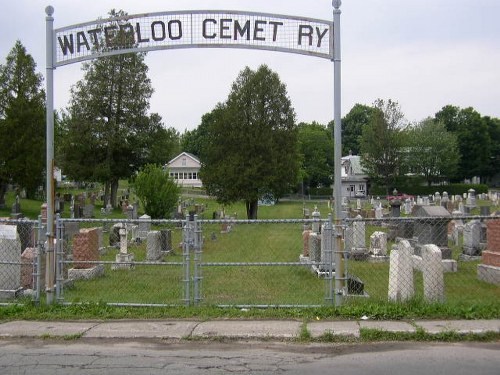 Oorlogsgraf van het Gemenebest Waterloo Protestant Cemetery
