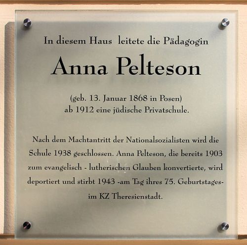 Gedenkteken Anna Pelteson