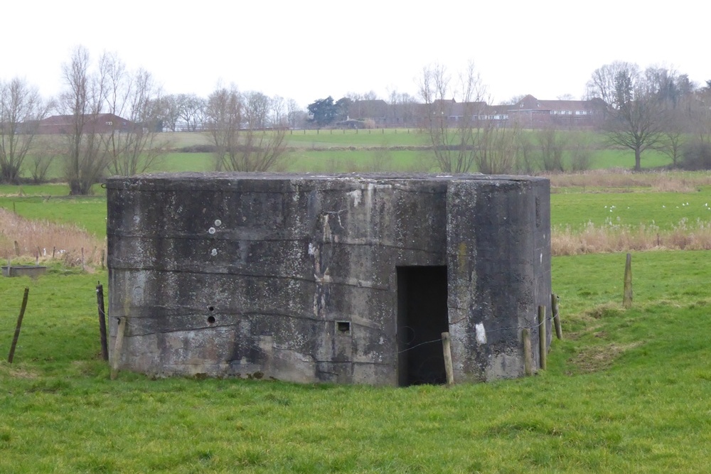 Bruggenhoofd Gent - Machine Gun Bunker Av14 #2