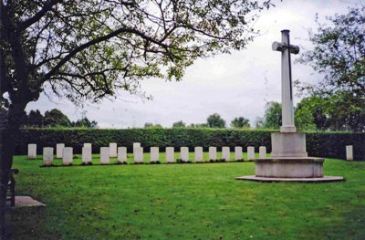 Commonwealth War Cemetery Hatfield Park