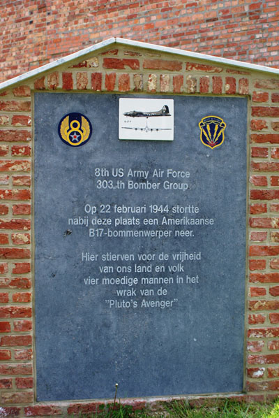 Memorial B-17 