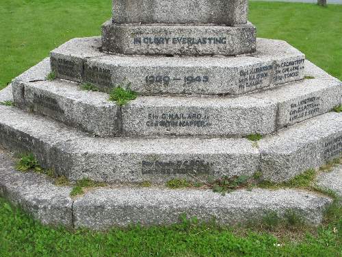 War Memorial Buckland #4