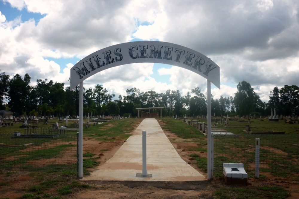 Oorlogsgraven van het Gemenebest Miles General Cemetery