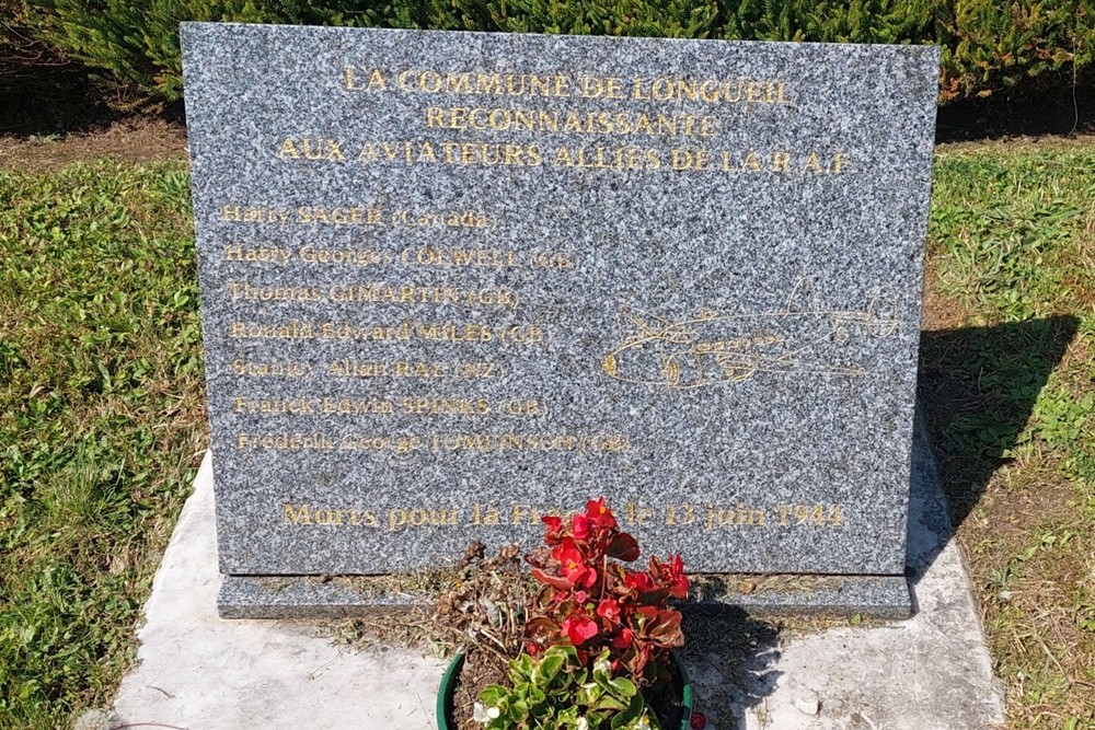 Commonwealth War Graves Longueil #2